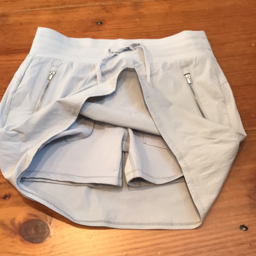 sold! ATHLETA 4 Trekkie North Skort Skirt Galactic - Picture 2 of 7